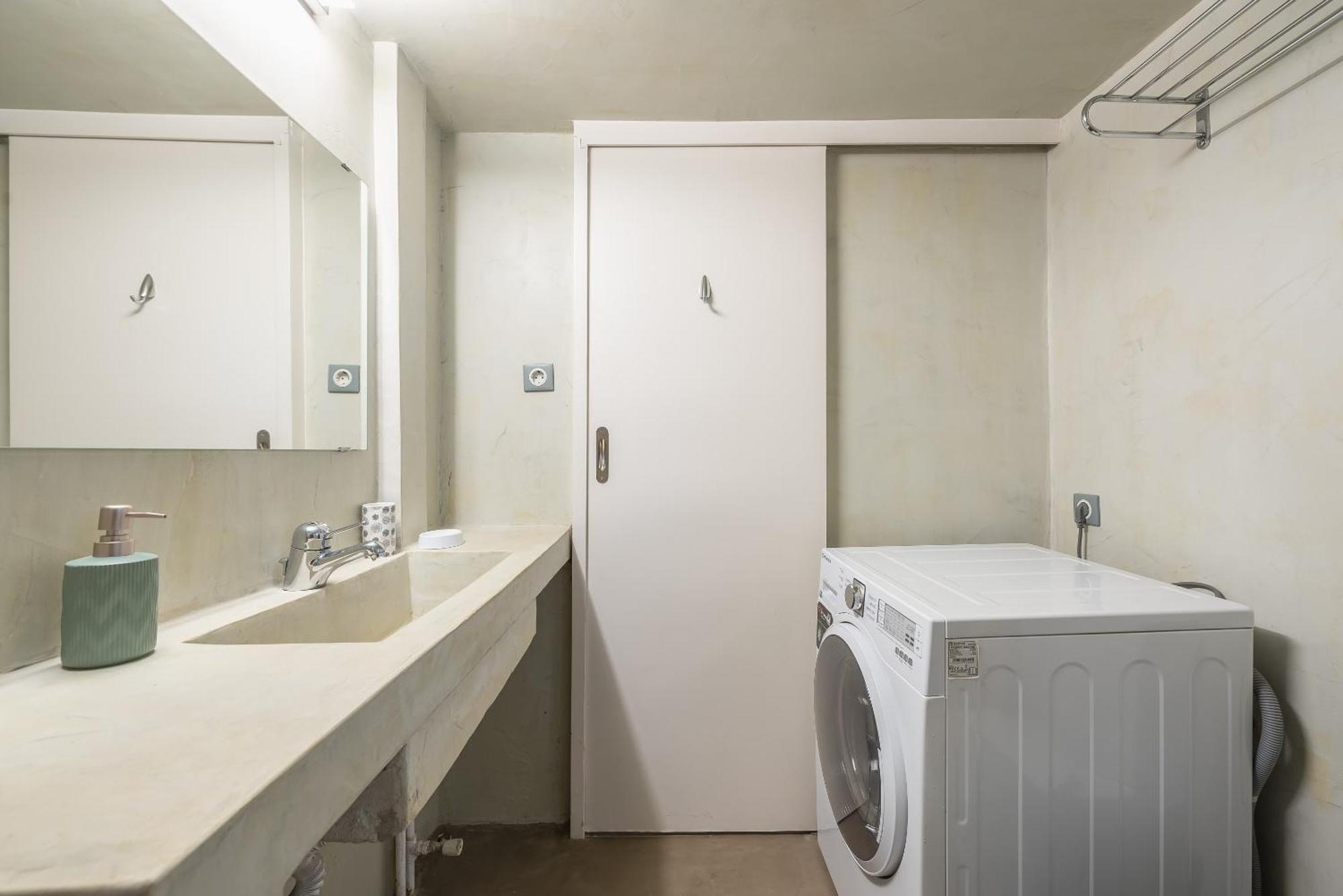 아테네 Stylish 2 Bd Urban Retreat Near Panormou Metro 아파트 외부 사진
