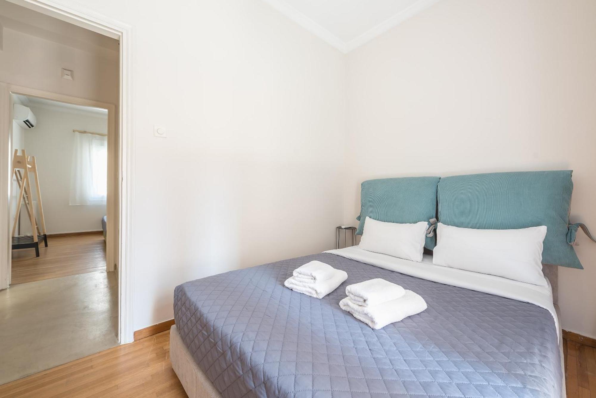 아테네 Stylish 2 Bd Urban Retreat Near Panormou Metro 아파트 외부 사진