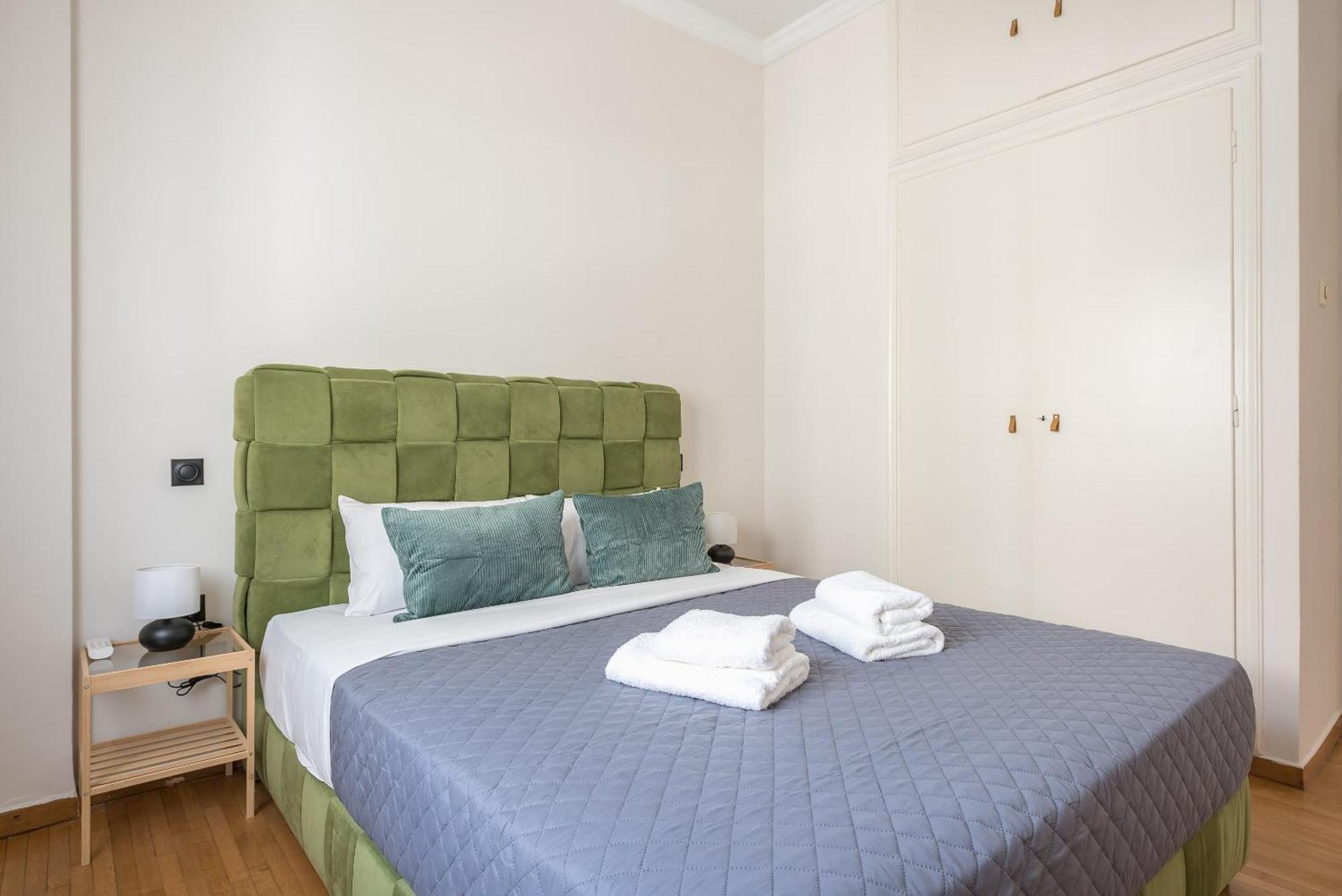 아테네 Stylish 2 Bd Urban Retreat Near Panormou Metro 아파트 외부 사진