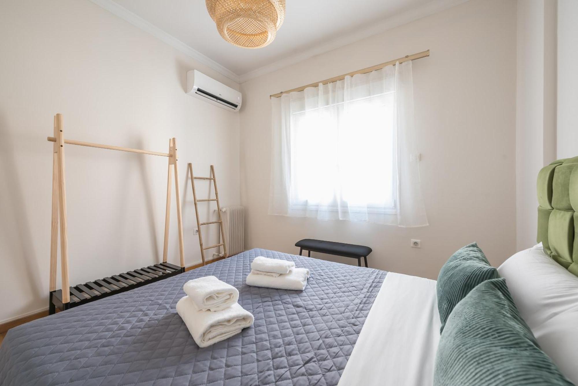 아테네 Stylish 2 Bd Urban Retreat Near Panormou Metro 아파트 외부 사진