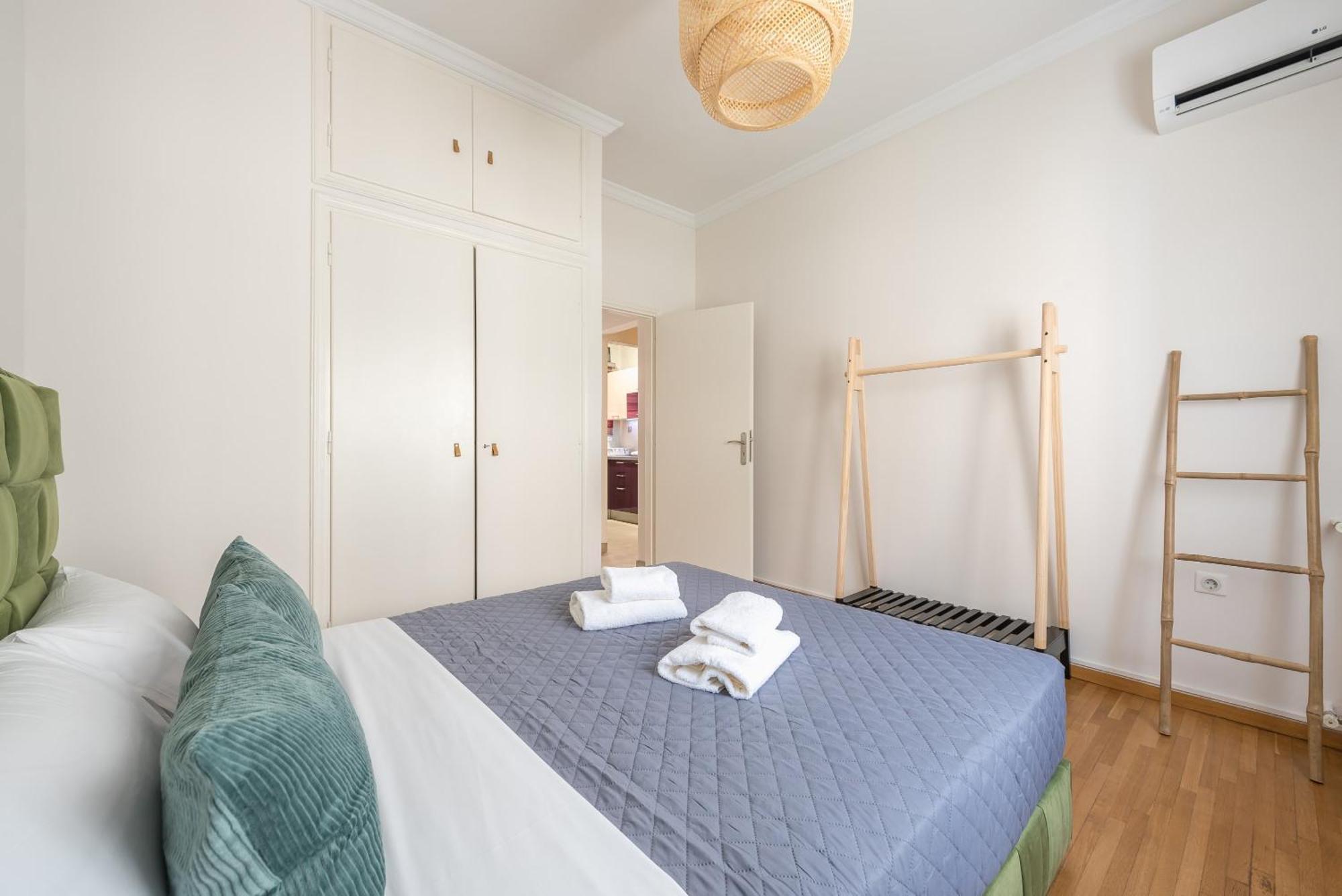 아테네 Stylish 2 Bd Urban Retreat Near Panormou Metro 아파트 외부 사진